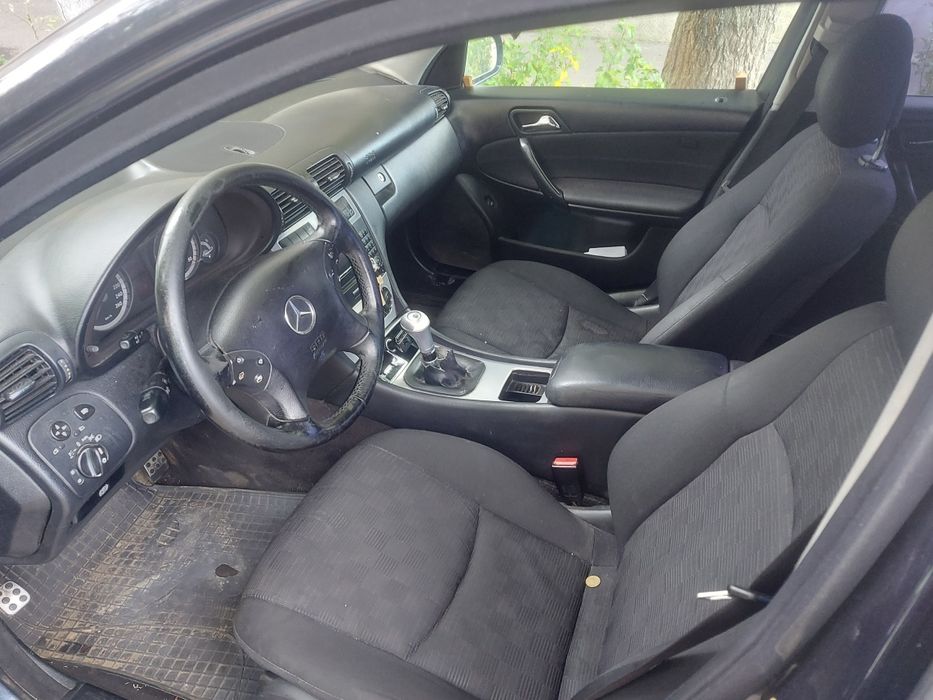 De vanzare autoturism
