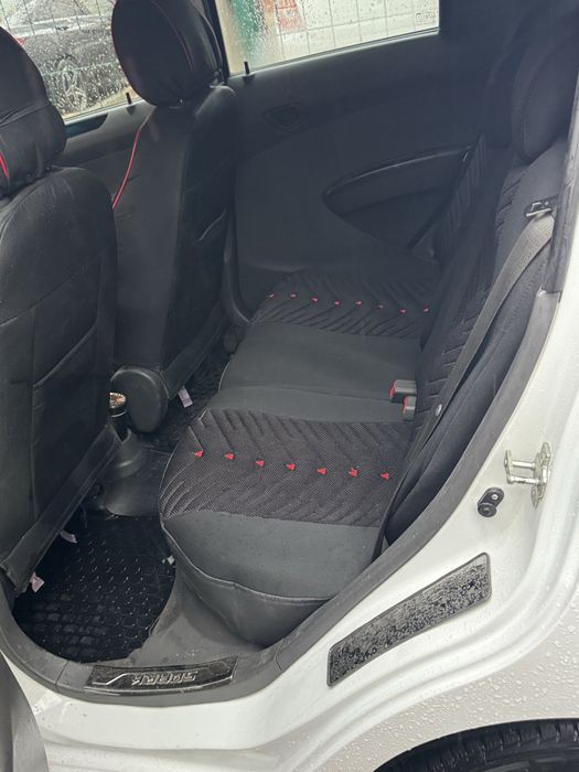 Автомабиль спарк