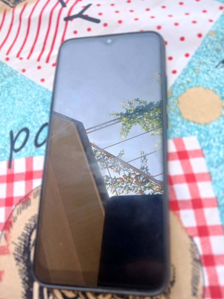 Redmi 9s telefon holati yaxshi