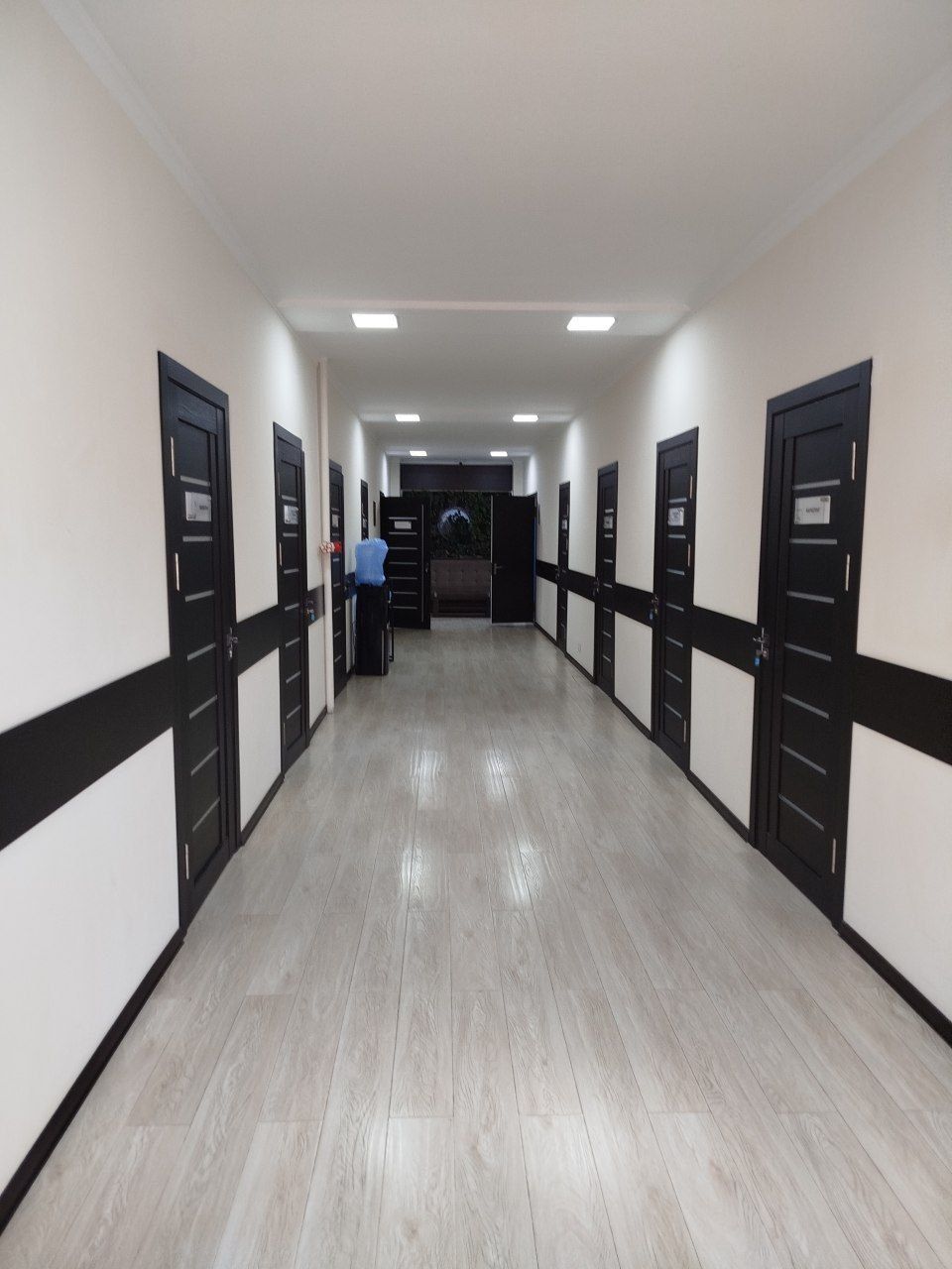 Буньодкор стадион 18м²-30м² кабинеты 2линия Юр адрес без мебели