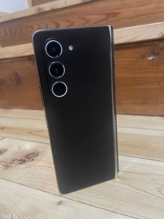 Samsung Galaxy z fold 5 - 256gb