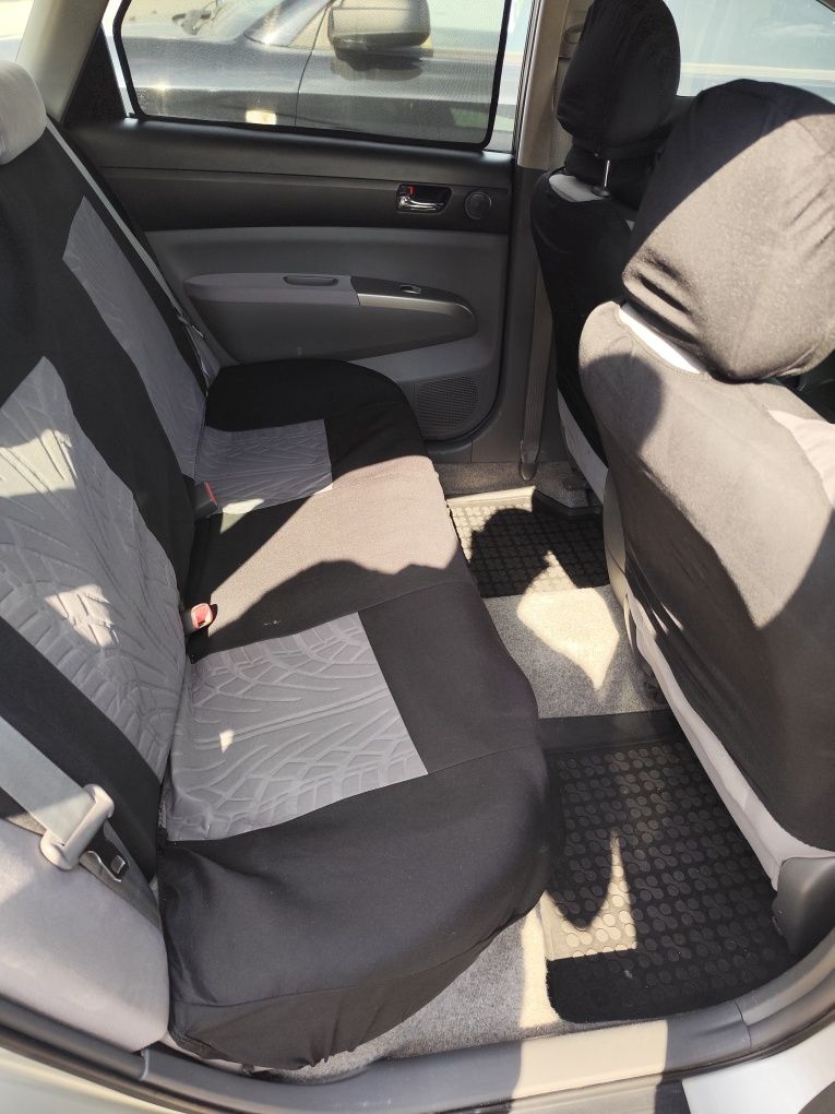 Toyota Prius 2 Se vinde