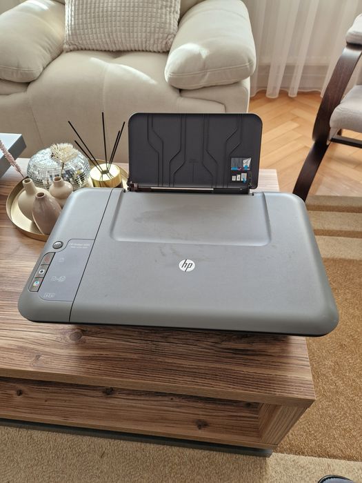 Imprimantă multifuncțională HP DeskJet 1050