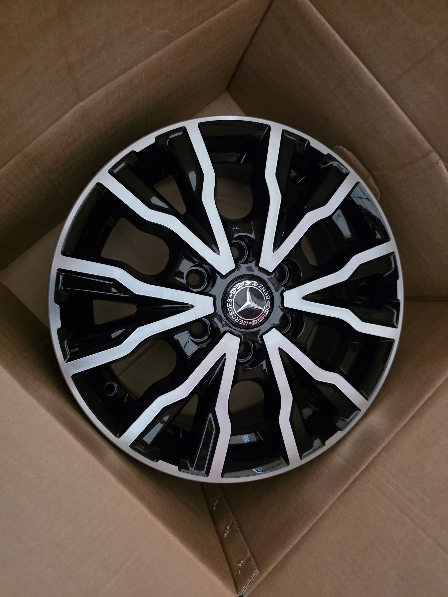jante de aliaj pentru Mercedes sprinter pe 16 marca Fondmetal