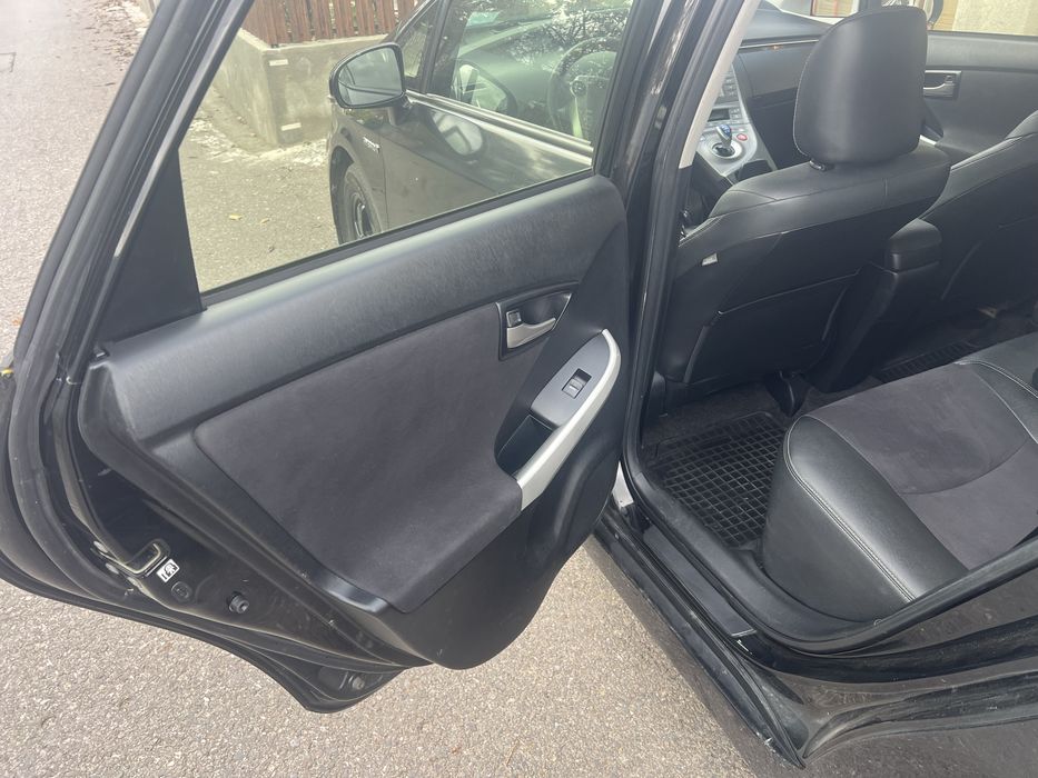 Toyota prius 2013+gpl