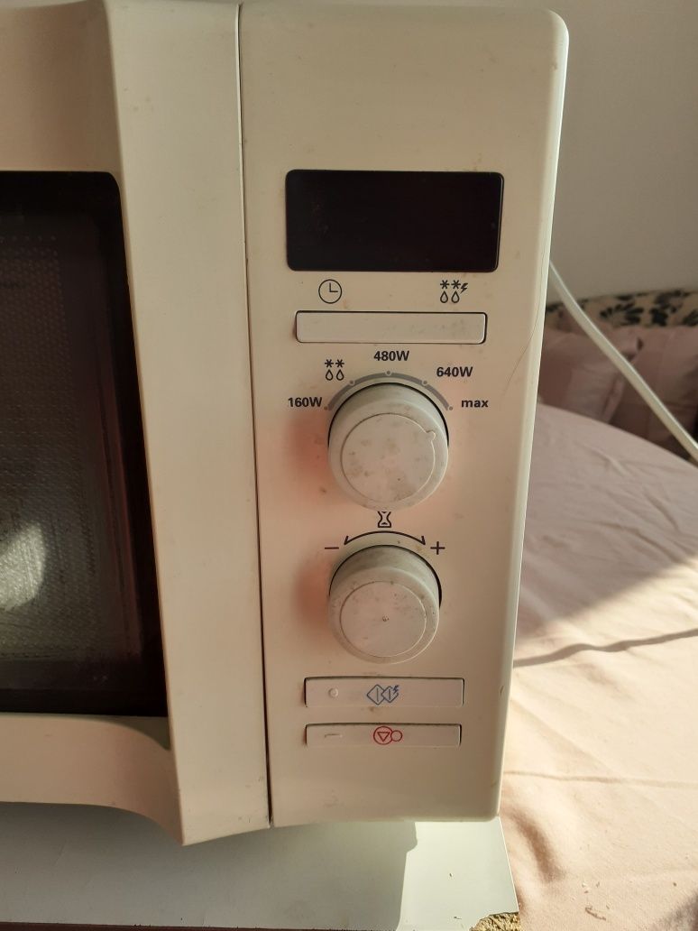 Микровълнова фурна LG