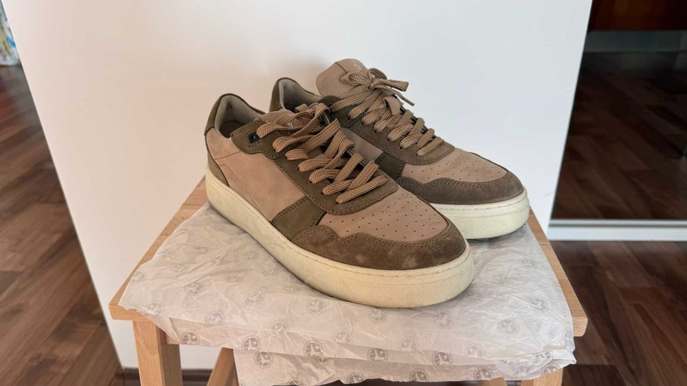 Pantofi sport 43 Marco Tozzi , piele , in stare excelenta