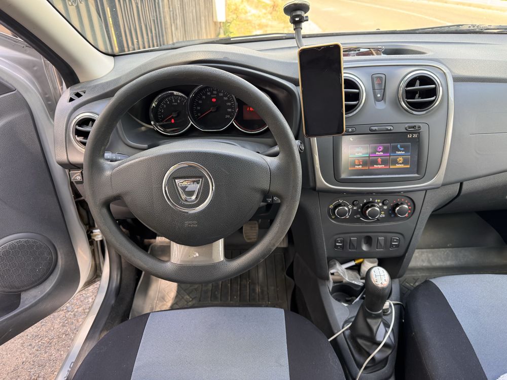 Vand dacia logan