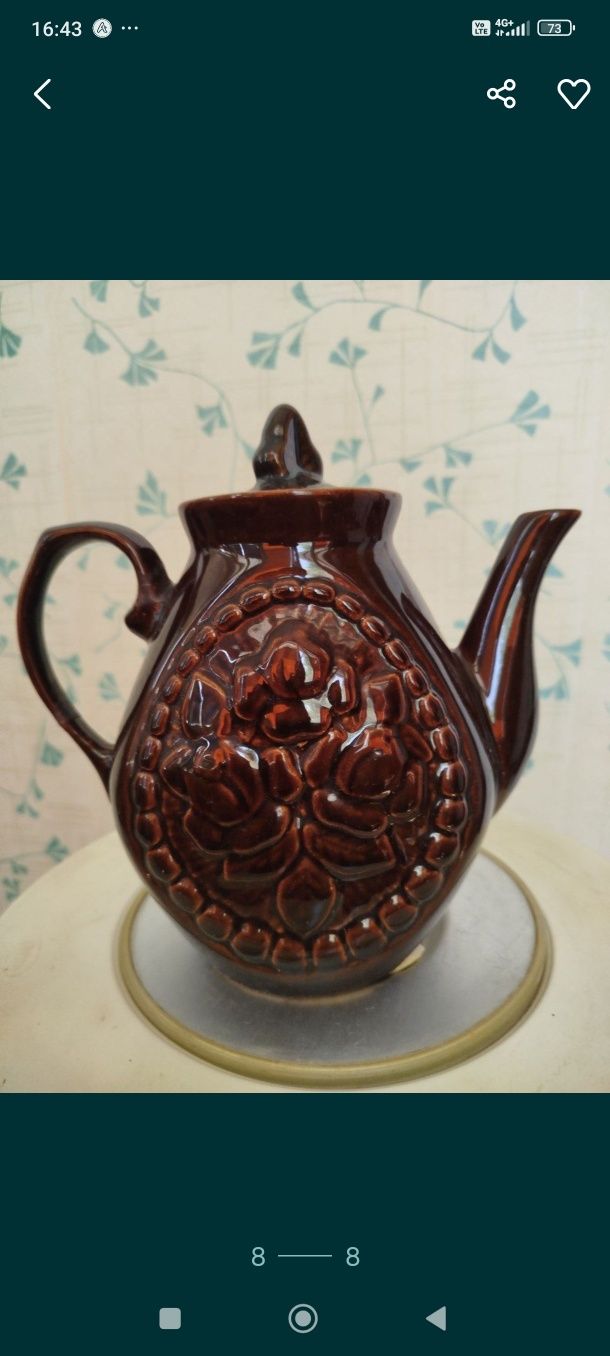 Чайники и сахарницы новые . СССР