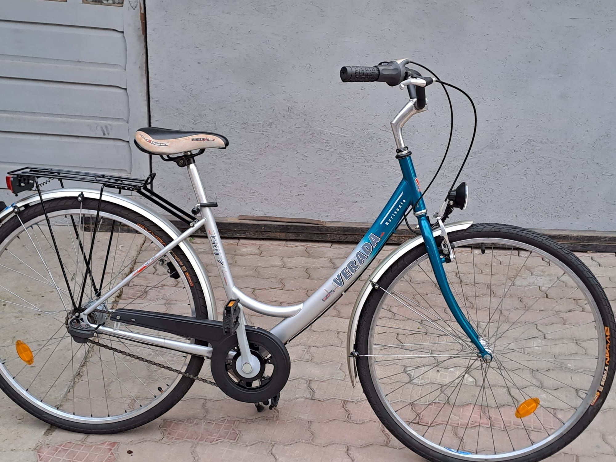 ***bicicleta de damă ***