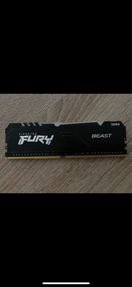 RAM Памет Kingston FURY Beast RGB, 16GB