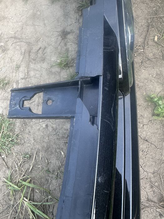 Grilă radiator toyota hylux.