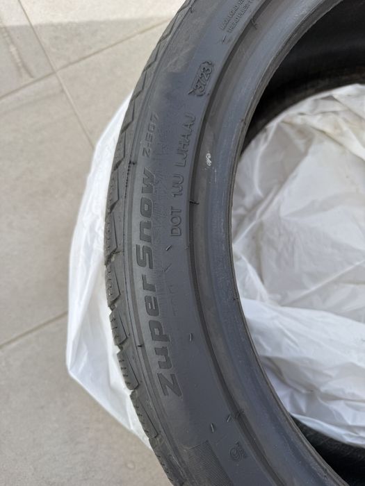 Anvelope de iarna 225/45/r18