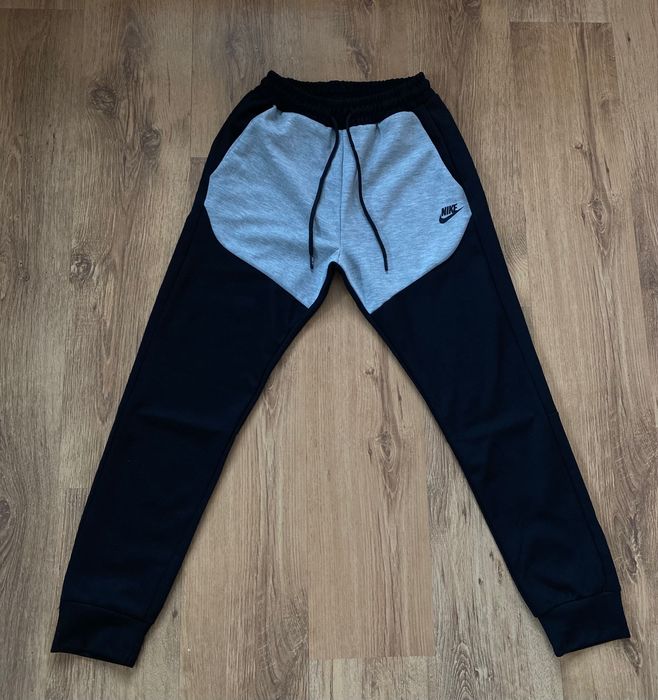 Мъжки комплект Nike Tech Fleece