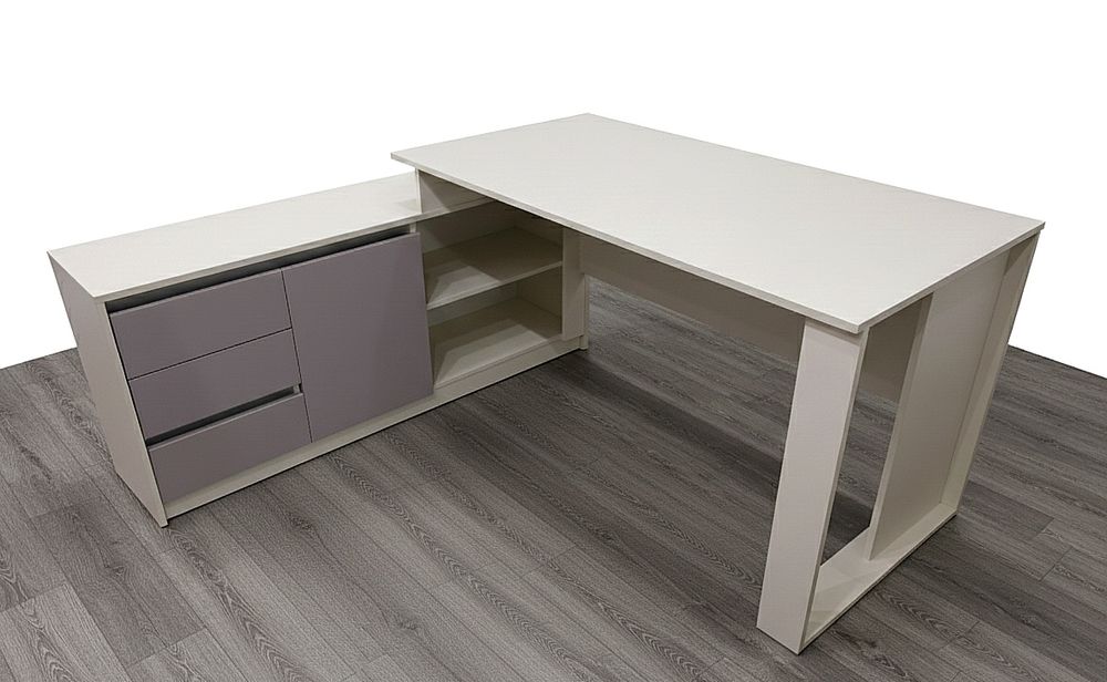 Стол угловой для дома и офиса