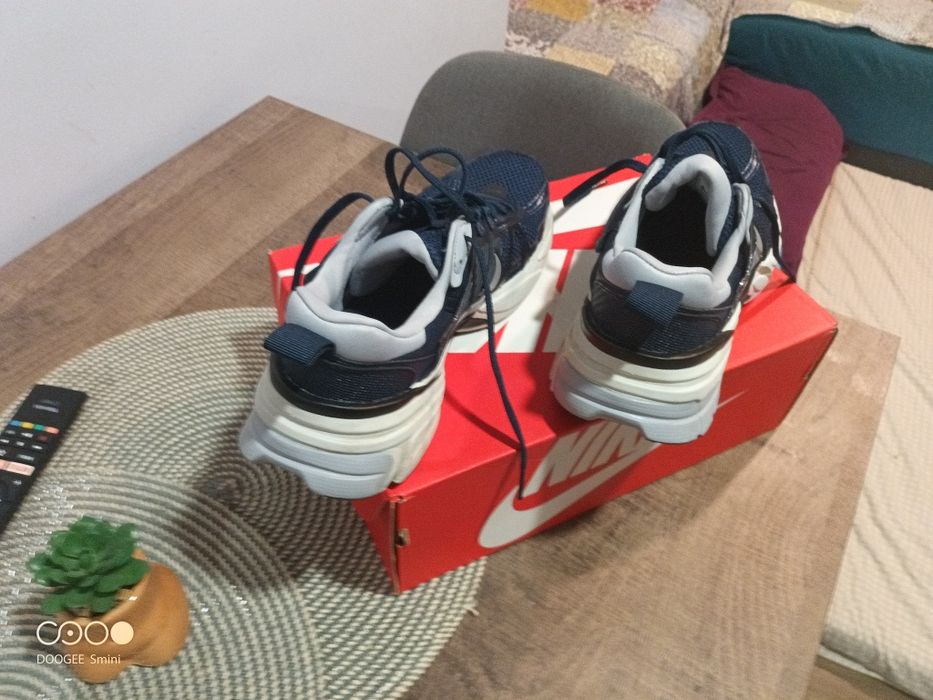 Nike v2k 44 номер 100% оригинал