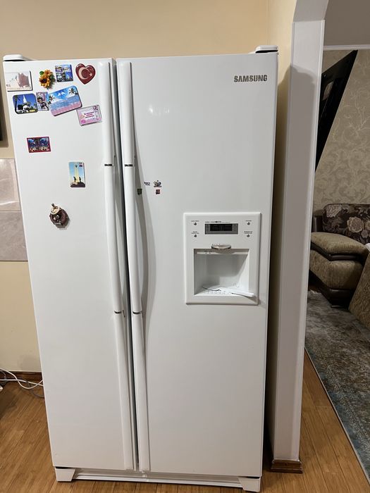 Продаю холодильник