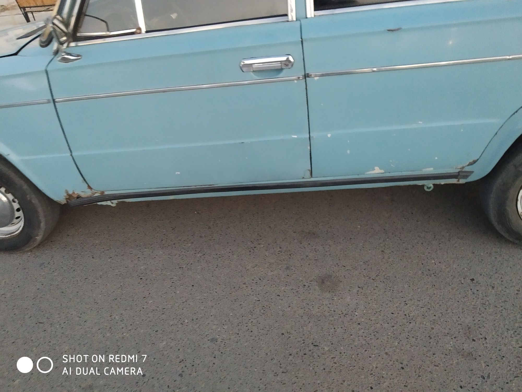 Vaz 2106 aftamashinasi sotiladi yili 1989