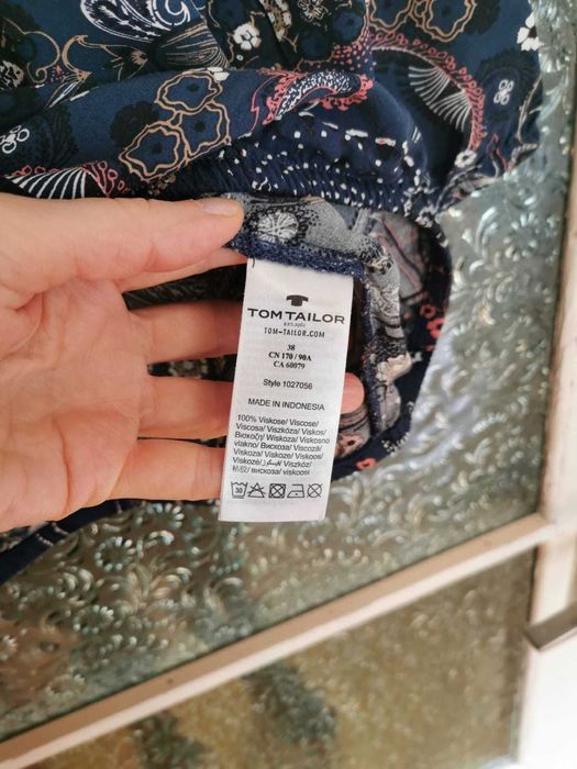 Vand bluza de dama, Tom Tailor, bleumarin, marimea 38, pret 50 lei