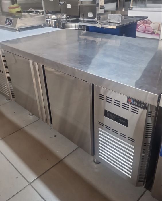 Стол холодильник, стол пицца Саладетто, холодильные шкафы