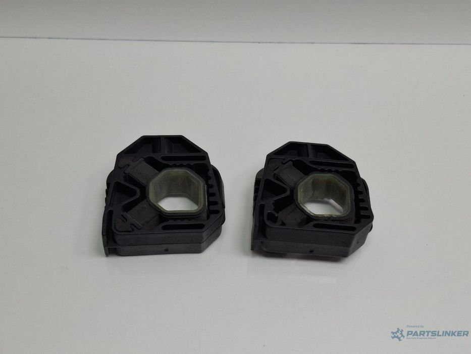 Suporti radiator VOLKSWAGEN PASSAT Variant 3C5 2005 - 2011 TDI BMP 1Z0121867B , 1K0121867D