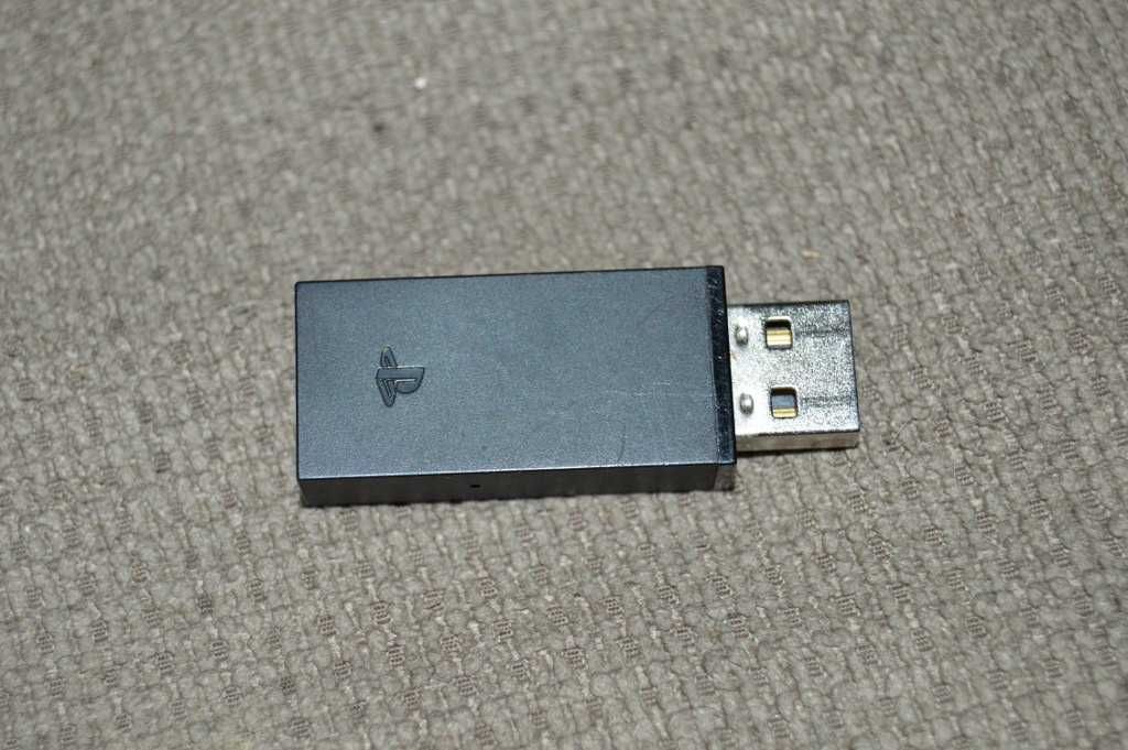 Dongle Sony Cechya 0082 Wireless Adaptor casti Sony PlayStation