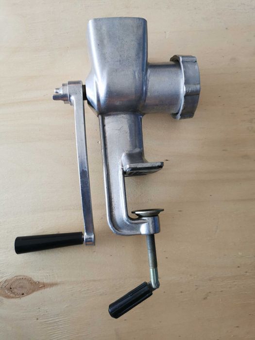 Мясорубка ручная СССР.