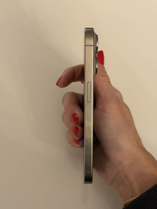 Iphone 15 Pro- Natural Titanium 256 GB