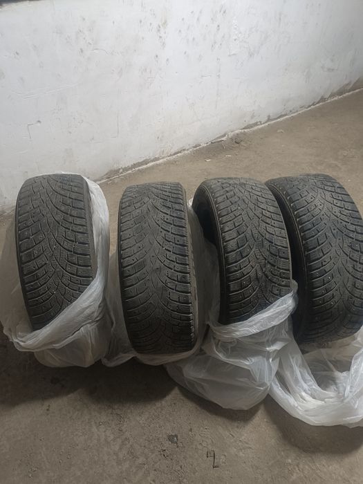 Продам зимние шины