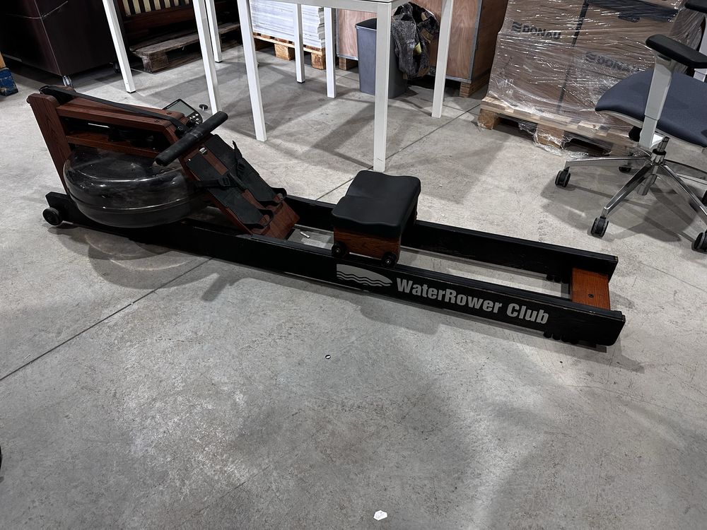 Бутиков гребен тренажор WaterRower – орех, ръчна изработка