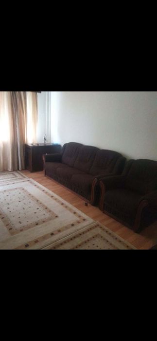 Inchiriez apartament 3 camere