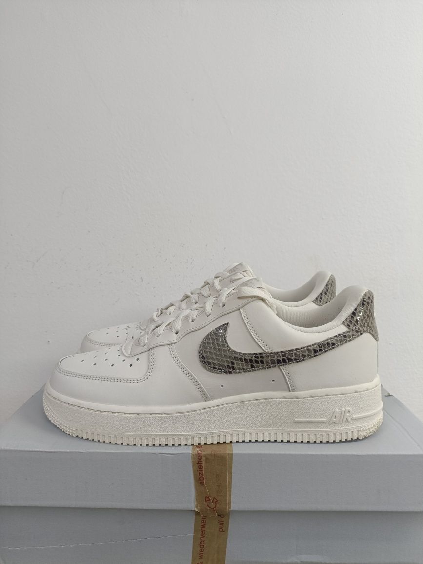 Nike Air Force 1 Low '07 номер 40