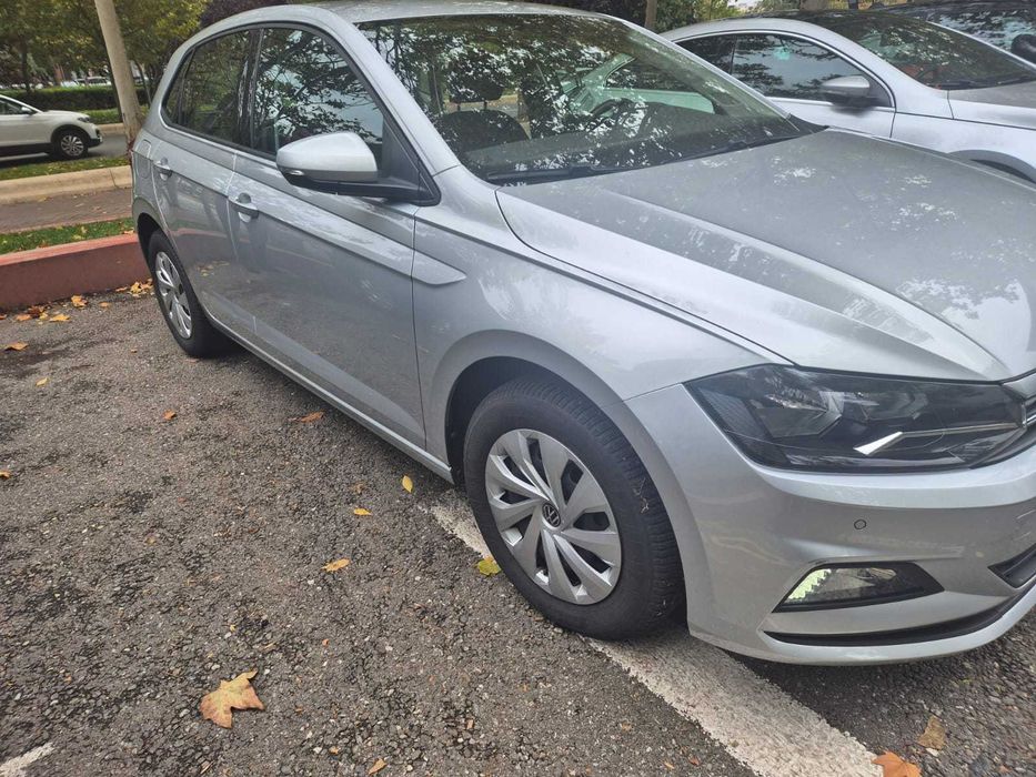 Volkswagen Polo 1.0 TSI Highline 95 CP - 27,500 km !!