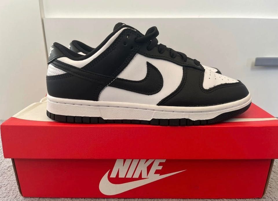 Маратонки Dunk Low Panda