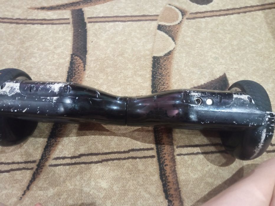 Продам гироскутер срочно 4500