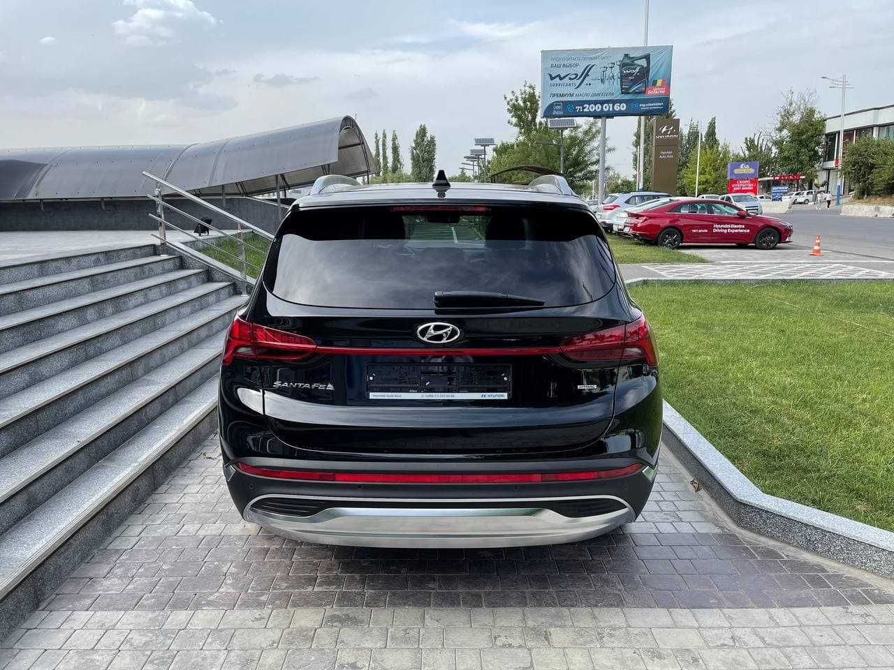 Hyundai Santa Fe High Tech 2023  в наличии