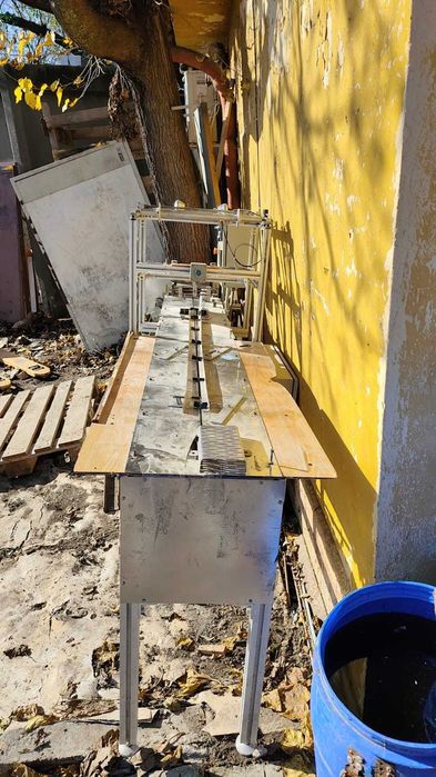 Хоризонтална пакетираща машина