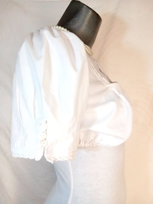 Cămașă Dirndl nr 34 -40 Oktoberfest rochie tiroleza bavareza
Bluza pen