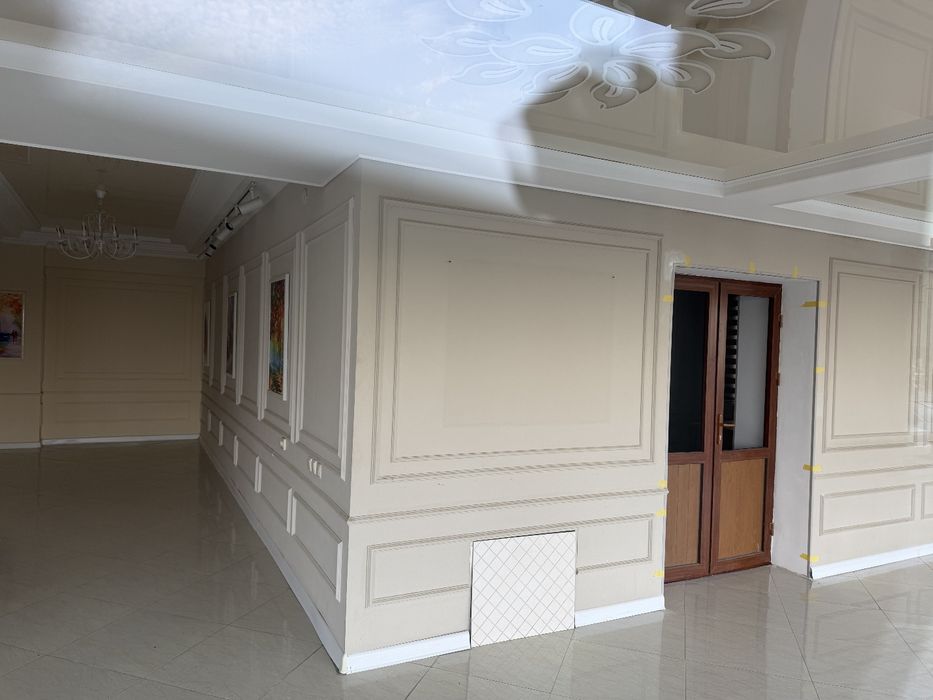 Ofis butik. Kafe. Bank