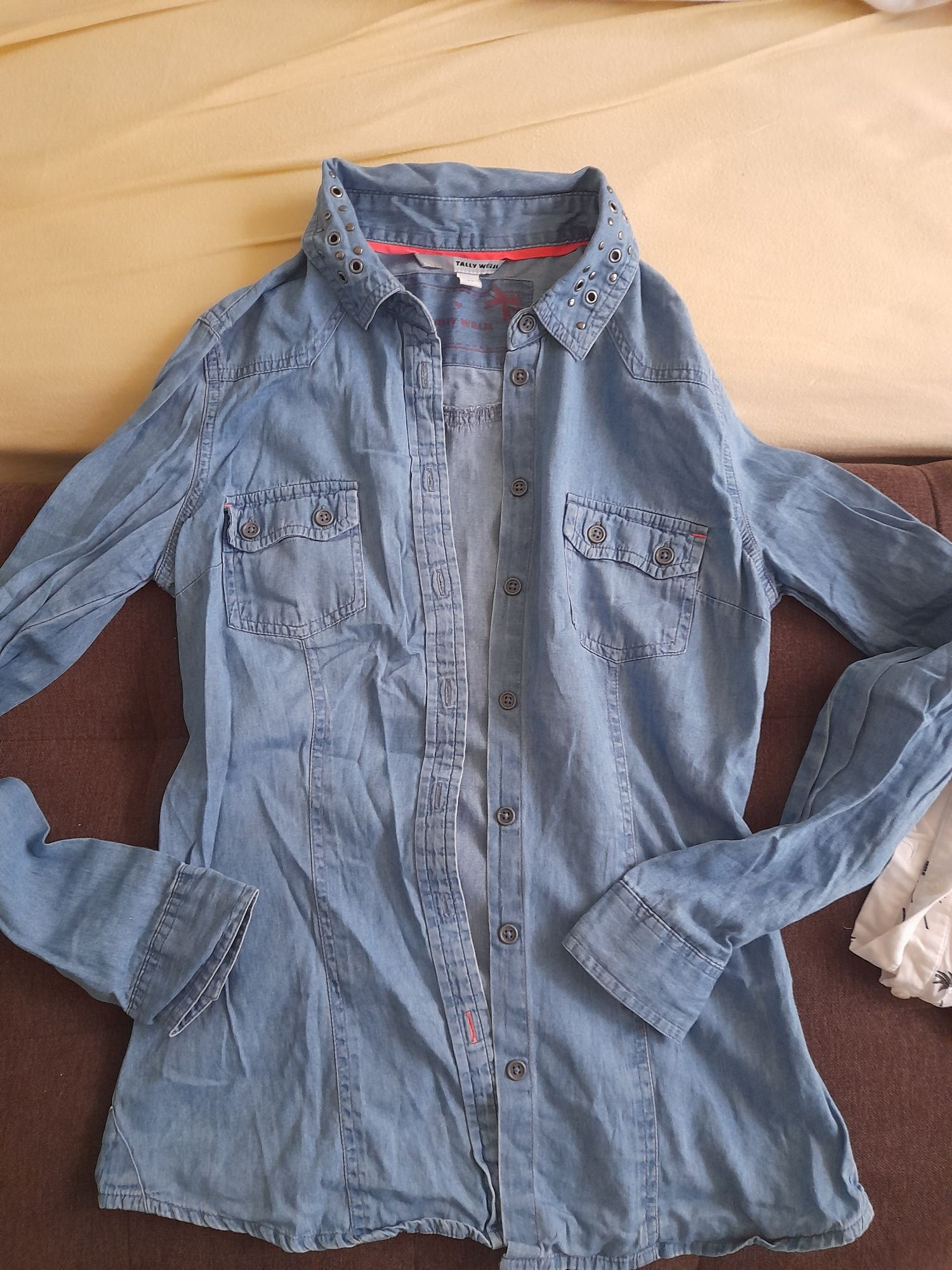 Ризи hm,fb sister, tally wejil, esprite, forever 21