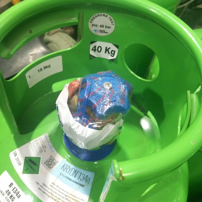 Freon. R134a  40l