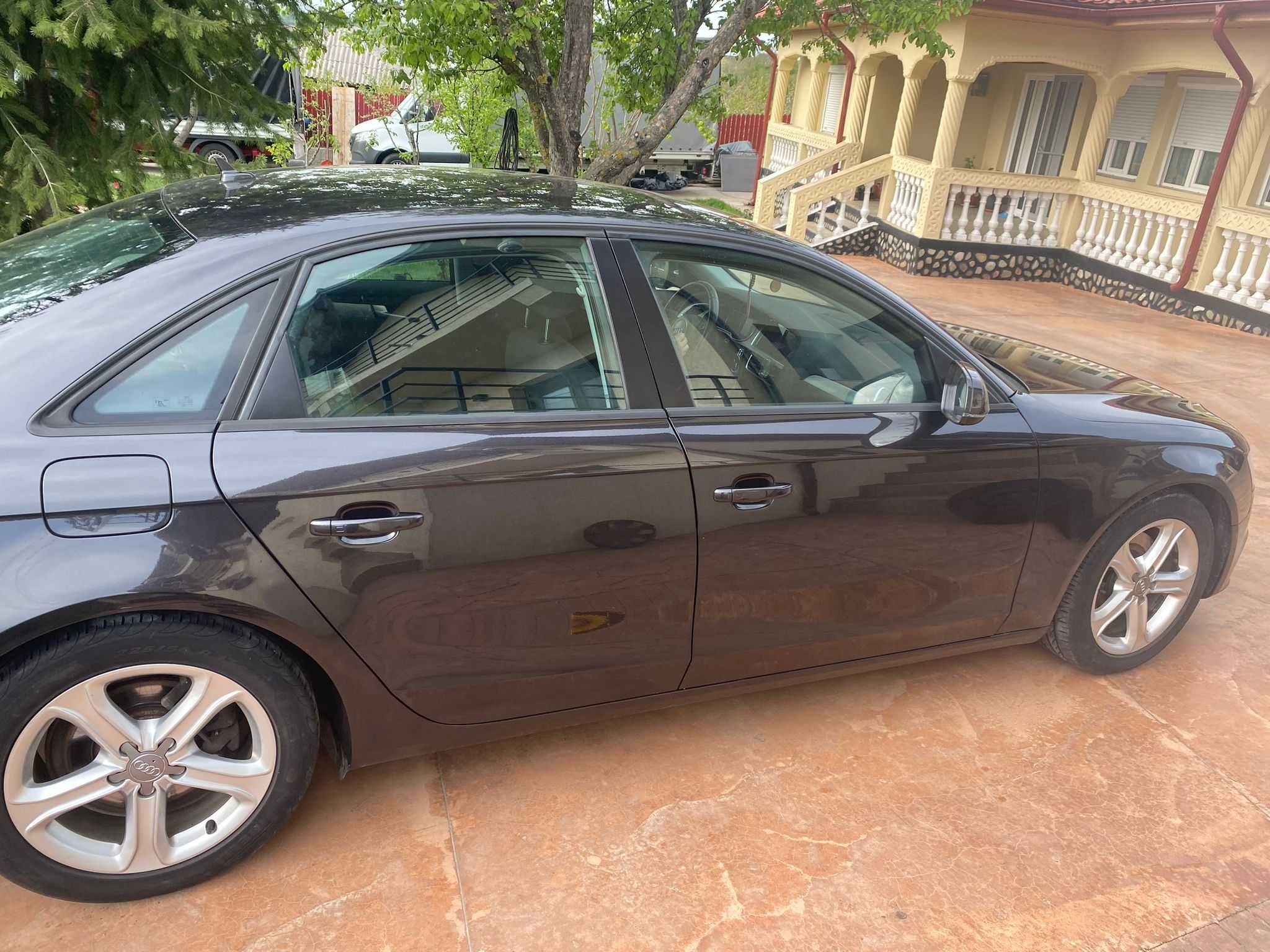 Audi A4 2012, model 2013 Facelift