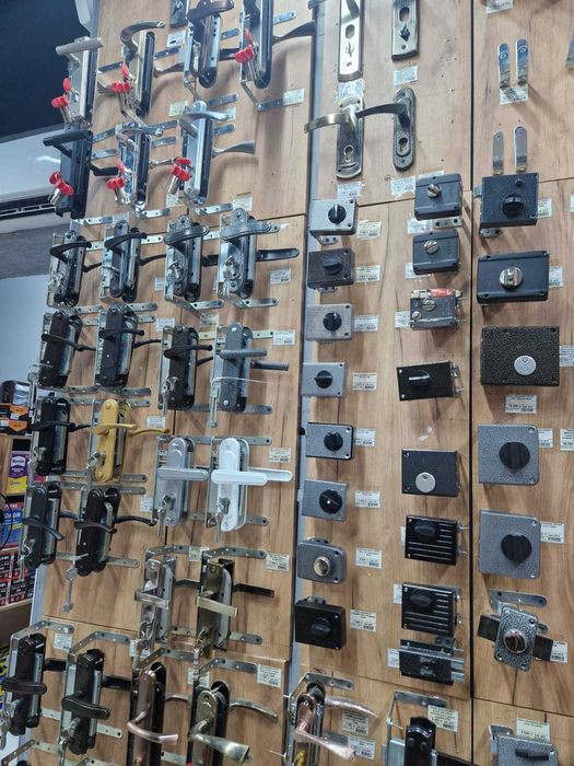 Замки врезные, накладные, навесные Саяхат СКИДКИ