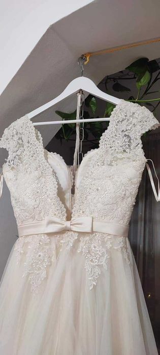 Rochie mireasa+accesorii