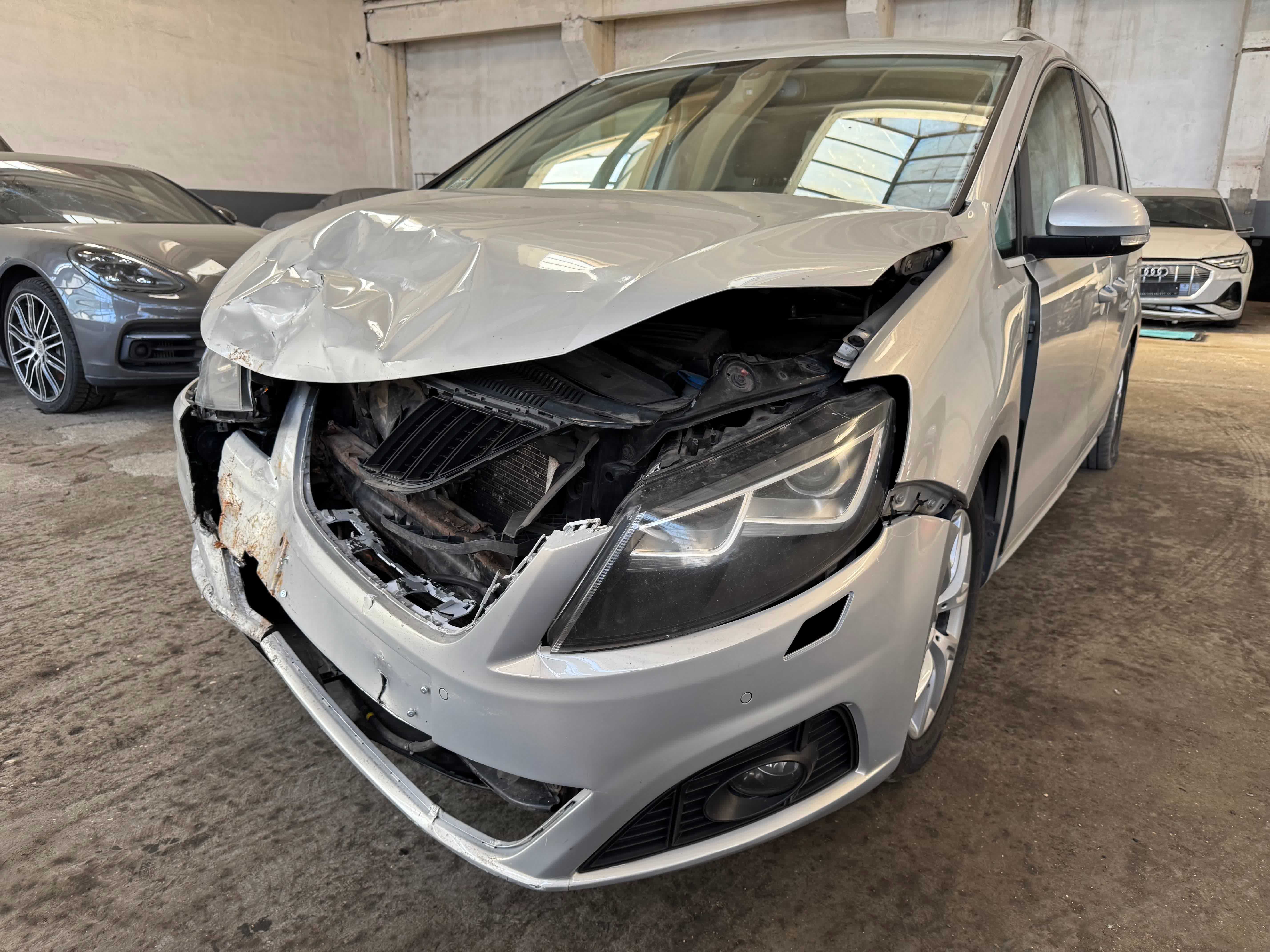 Seat Alhambra avariat