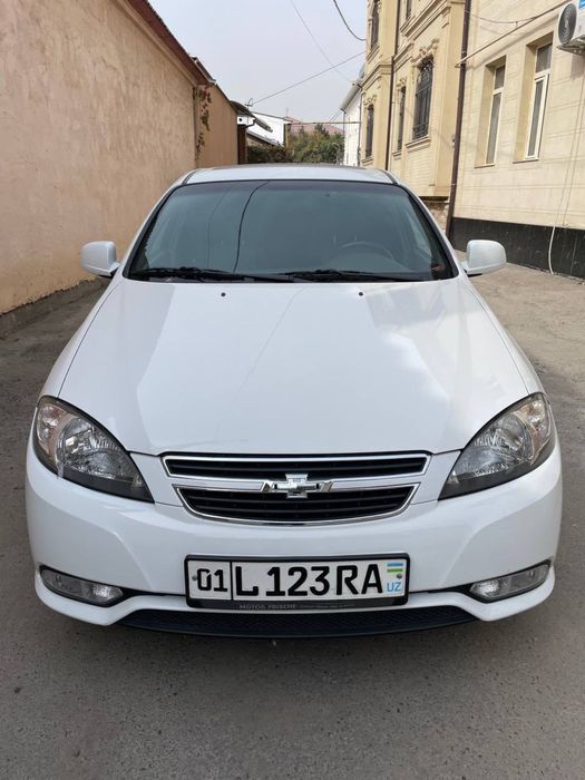 Срочно продаю свой машина