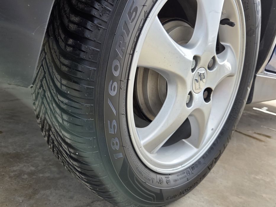 Suzuki Ignis 1.3 4x4 газ/бензин