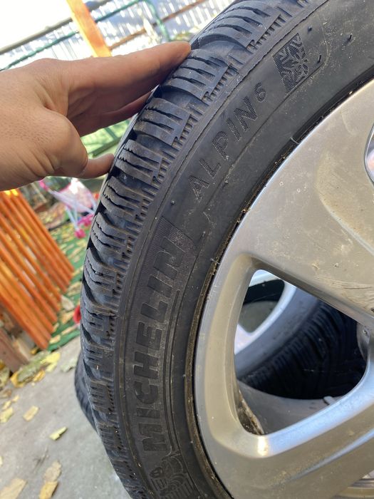 Set jante 215/45 R17 cu cauciucuri Michelin Alpin 6