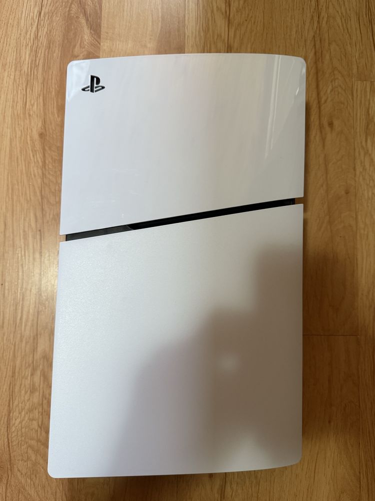 Play station 5 slim 1tb