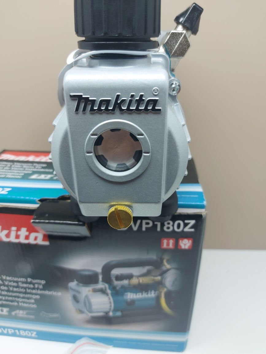 ПРОМОЦИЯ.Вакуум помпа Makita DVP180Z